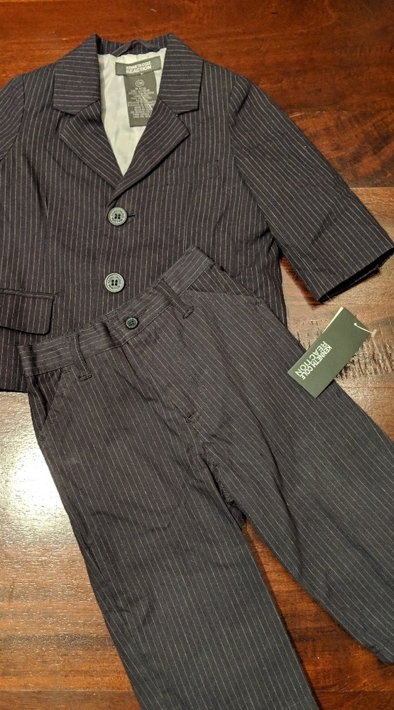 Kenneth Cole Reaction Boys Suit 12M